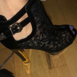 7.5 size lace heels.